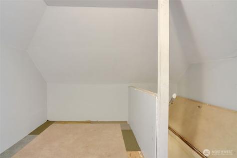 2001 Heckard Road Raymond WA 98577