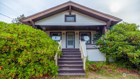 11738 Phinney Seattle WA 98133