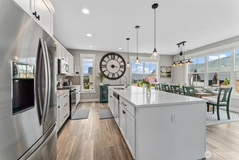 217 Bluebell Lane Chelan WA 98816