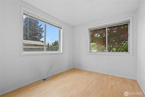 11710 Vickery Avenue E Tacoma WA 98446