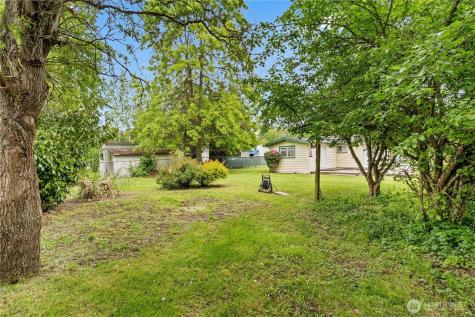 11710 Vickery Avenue E Tacoma WA 98446