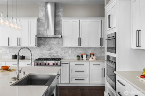16908 SE 34th Street Bellevue WA 98008
