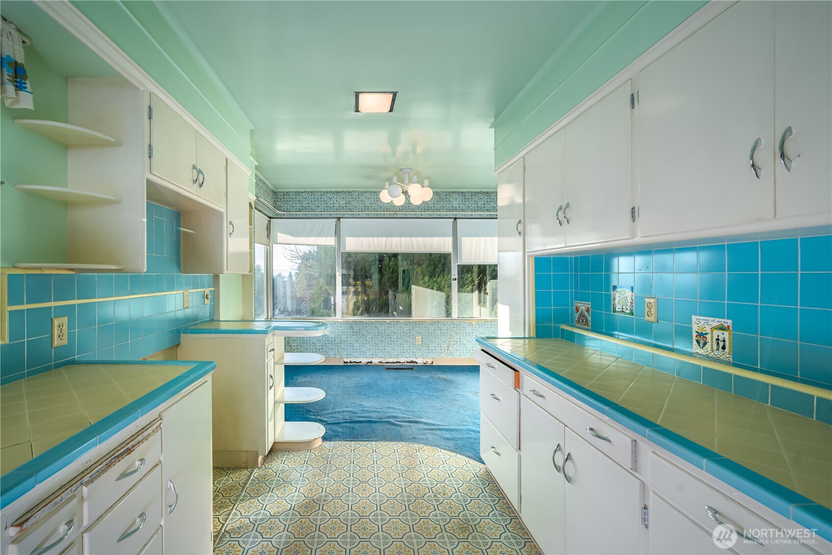 12009 Palatine Avenue N Seattle WA 98133