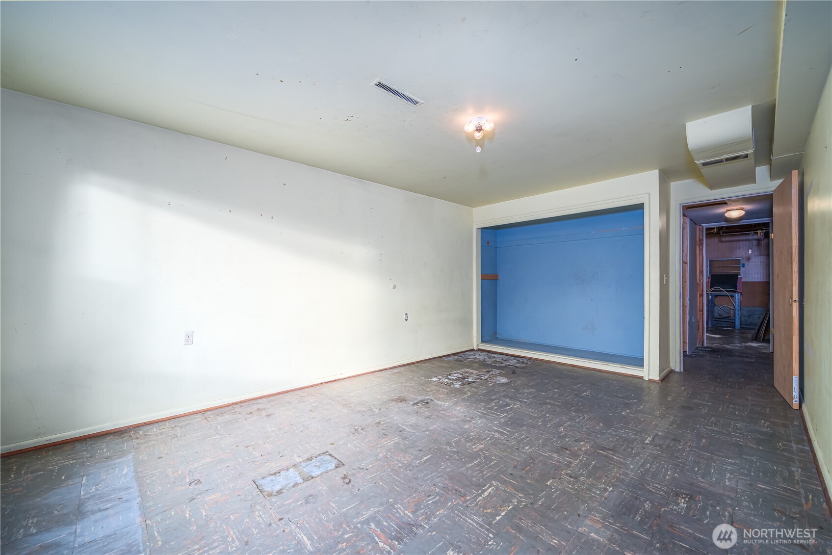 12009 Palatine Avenue N Seattle WA 98133