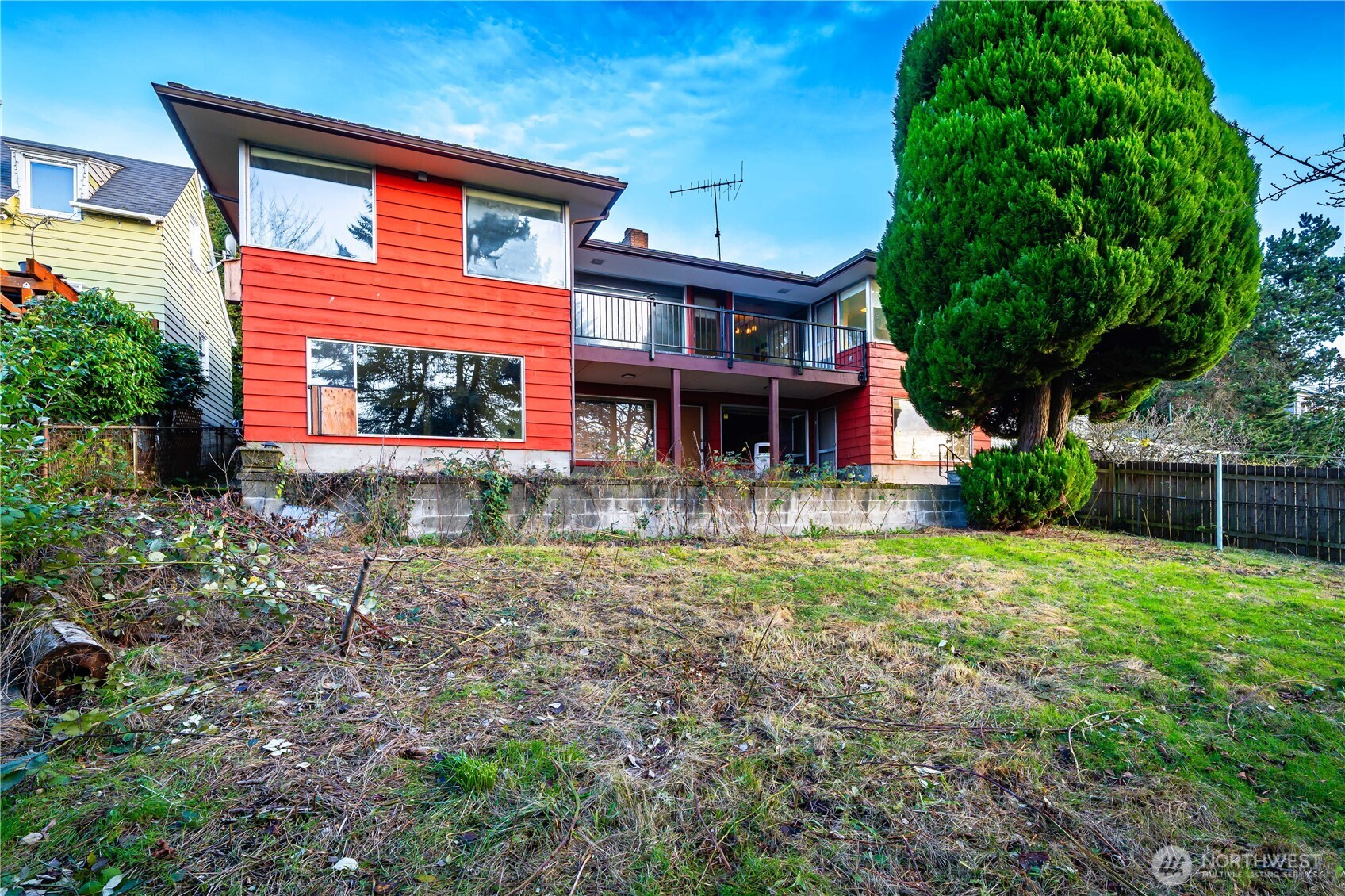 12009 Palatine Avenue N Seattle WA 98133