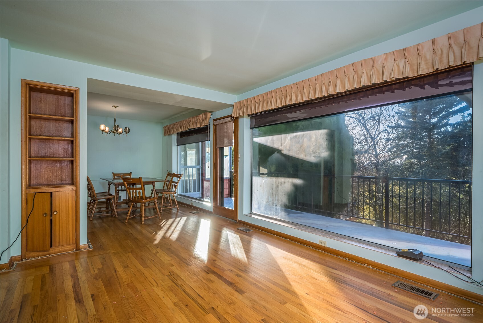 12009 Palatine Avenue N Seattle WA 98133