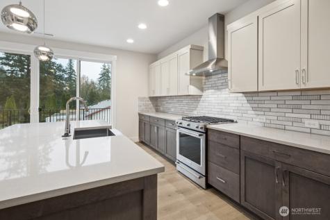 18011 SE 250th Place Covington WA 98042
