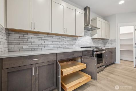 18011 SE 250th Place Covington WA 98042