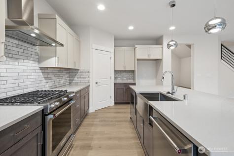 18011 SE 250th Place Covington WA 98042