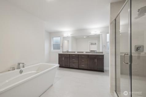 18011 SE 250th Place Covington WA 98042