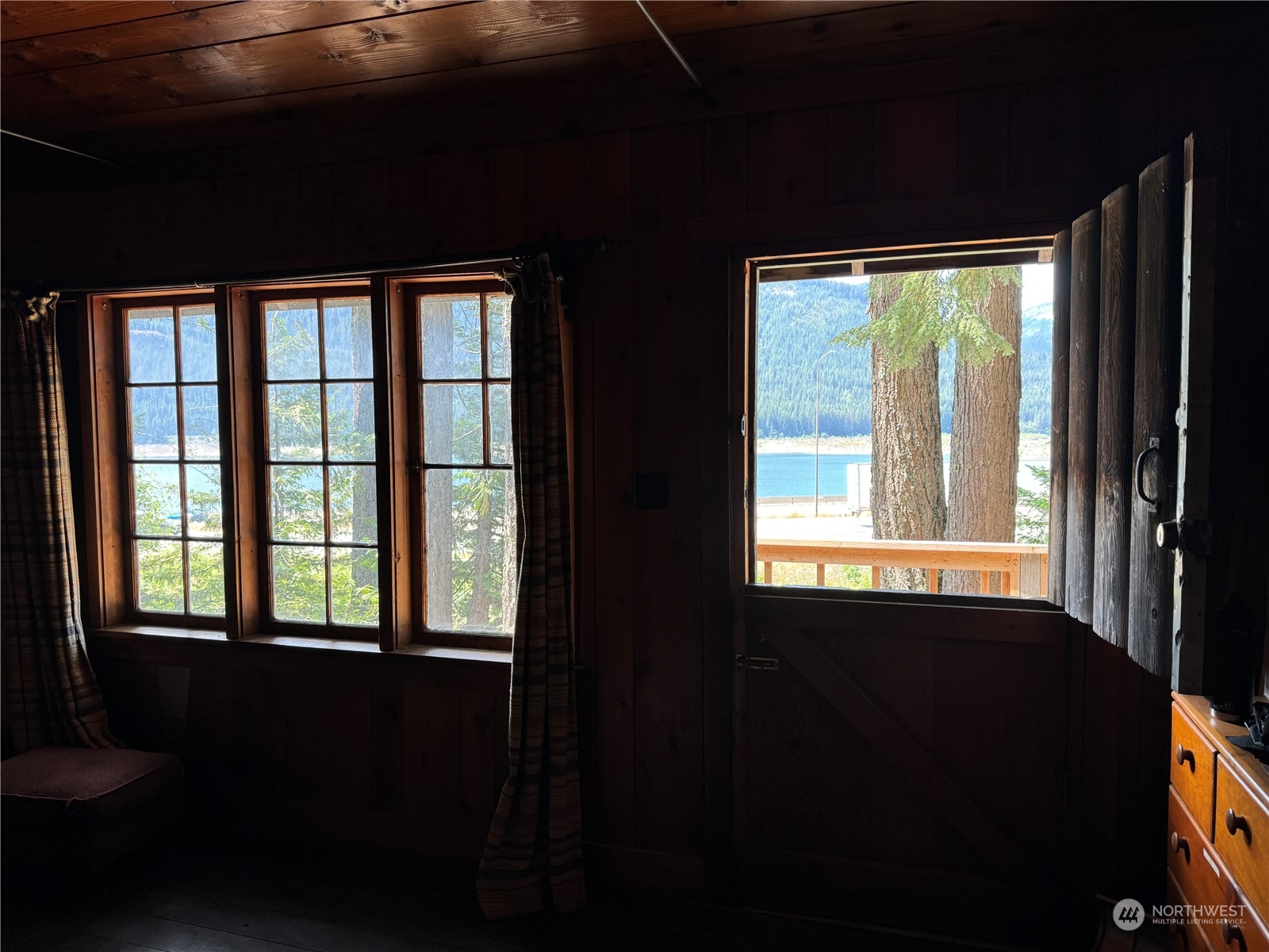 4061 Fs Road 4832 Snoqualmie Pass WA 98068