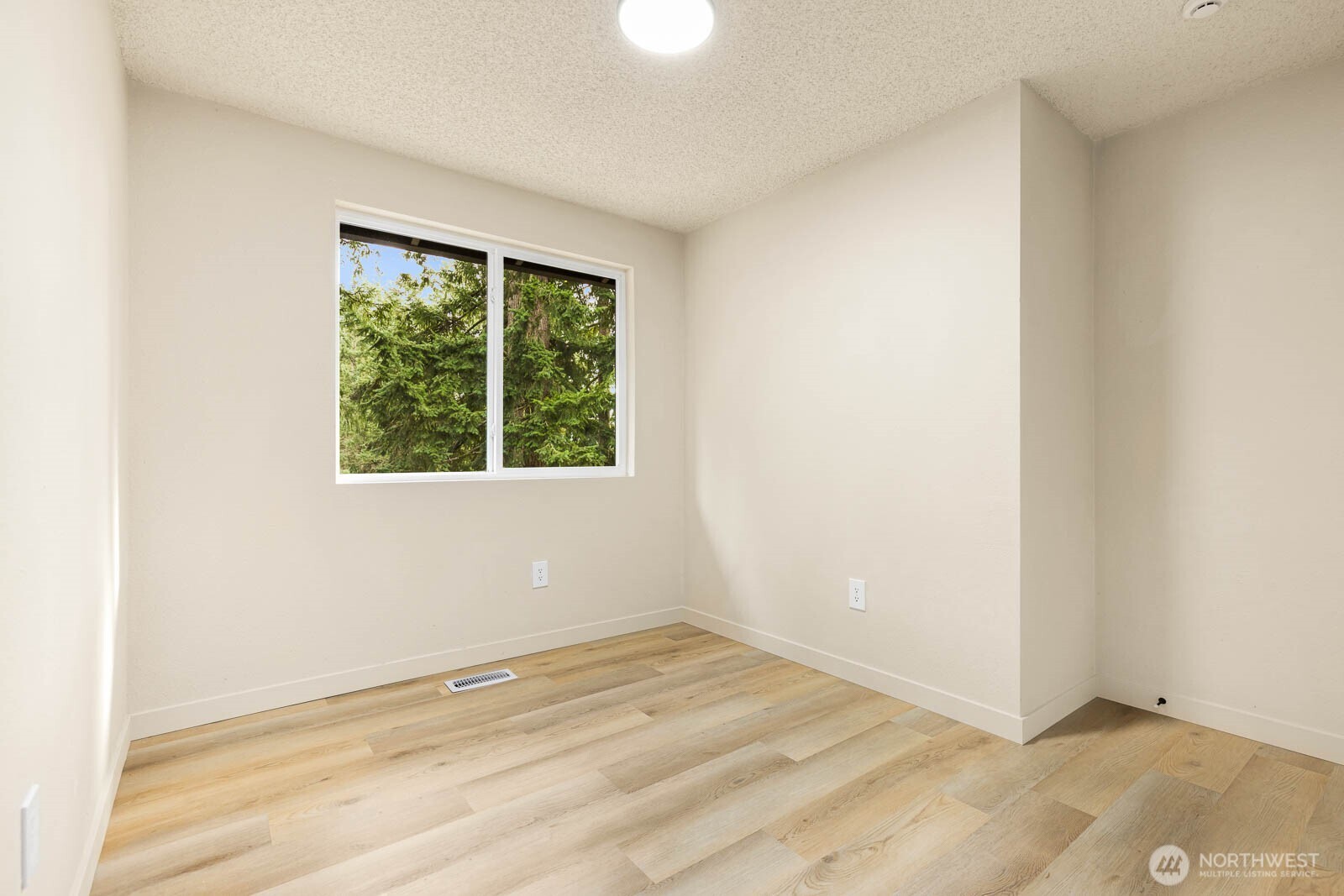 8211 182nd Avenue E Bonney Lake WA 98391