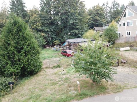 4646 SE Greenshores Port Orchard WA 98367