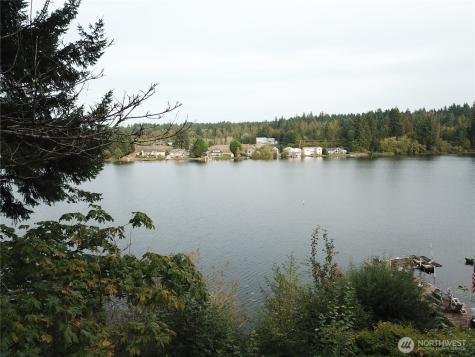 4646 SE Greenshores Port Orchard WA 98367