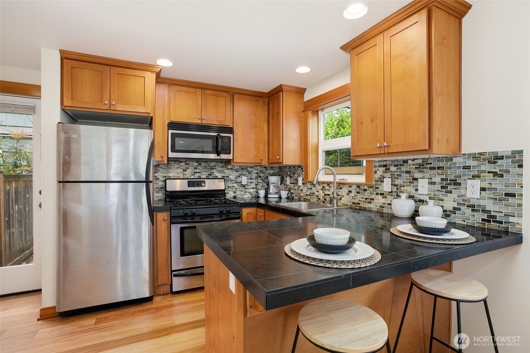 9243 35th Avenue SW Seattle WA 98126