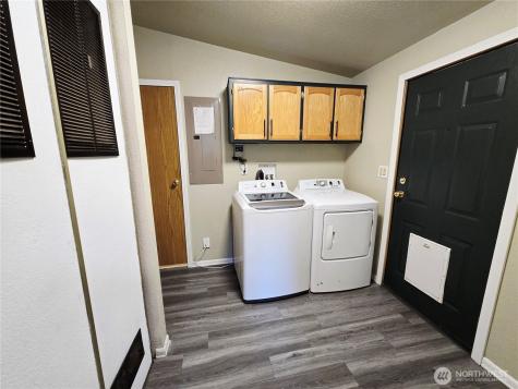 140 SE Fuchsia Avenue Shelton WA 98584