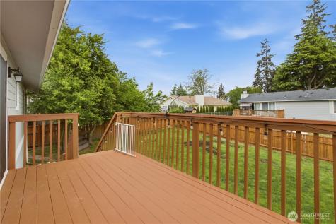 1939 E 66th Street Tacoma WA 98404