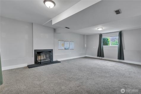 1939 E 66th Street Tacoma WA 98404
