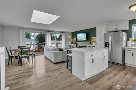 1939 E 66th Street Tacoma WA 98404