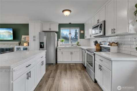 1939 E 66th Street Tacoma WA 98404