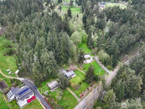2712 North Bluff Road Greenbank WA 98253