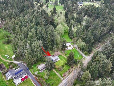 2712 North Bluff Road Greenbank WA 98253