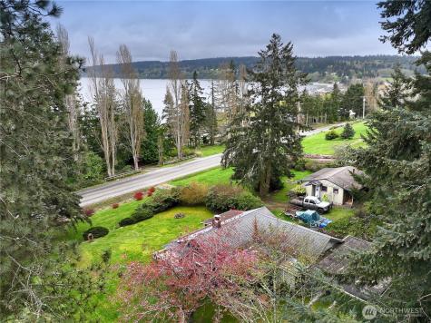 2712 North Bluff Road Greenbank WA 98253