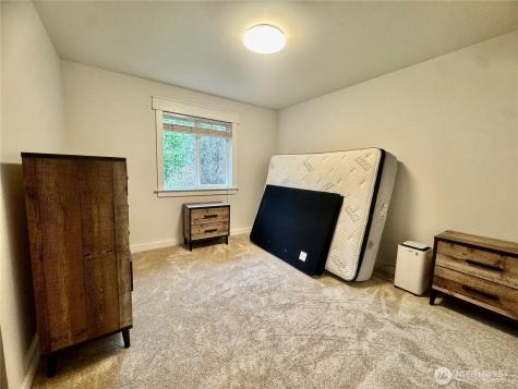 511 364 Street Ct S Roy WA 98580