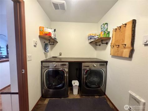 511 364 Street Ct S Roy WA 98580