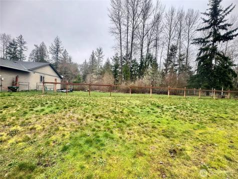 511 364 Street Ct S Roy WA 98580