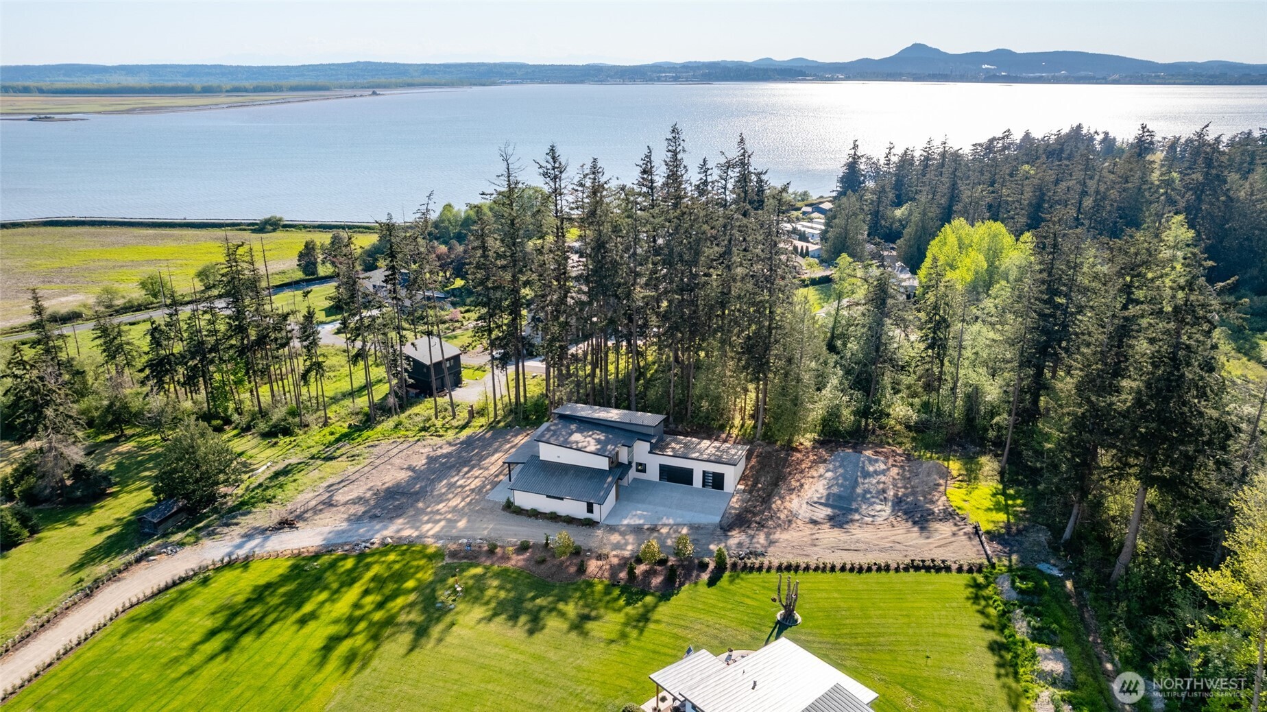 12915 Waterview Lane Mount Vernon WA 98273