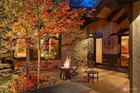 901 Iron Monarch Loop Cle Elum WA 98922