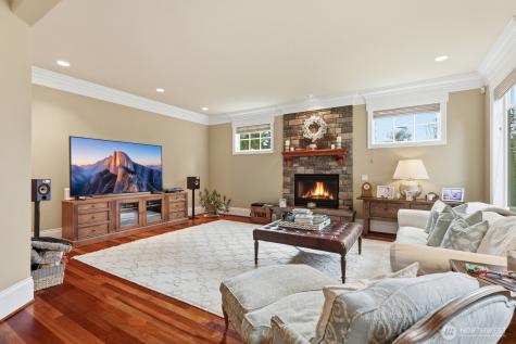 15923 163rd Avenue NE Woodinville WA 98072