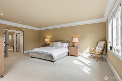 15923 163rd Avenue NE Woodinville WA 98072