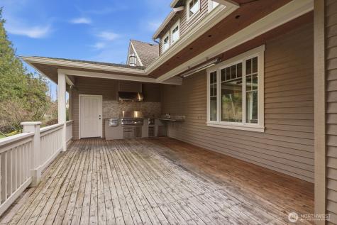 15923 163rd Avenue NE Woodinville WA 98072