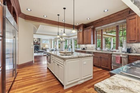 15923 163rd Avenue NE Woodinville WA 98072