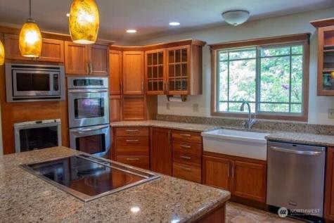 9844 173rd Avenue SW Rochester WA 98579