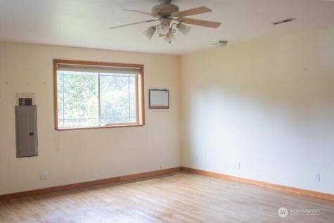 9844 173rd Avenue SW Rochester WA 98579