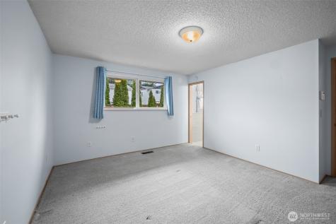 5727 N 13th Street Tacoma WA 98406