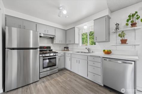 11314 E Ibberson Drive Everett WA 98208