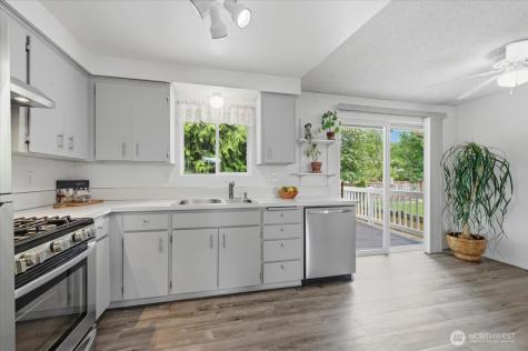 11314 E Ibberson Drive Everett WA 98208