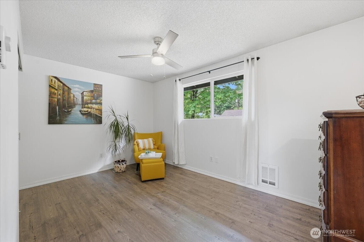 11314 E Ibberson Drive Everett WA 98208