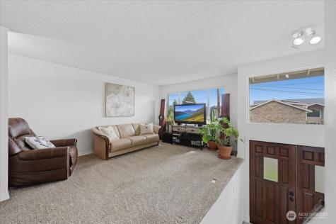 11314 E Ibberson Drive Everett WA 98208