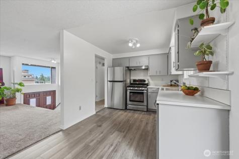 11314 E Ibberson Drive Everett WA 98208