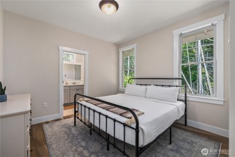 24 Switchback Lane Pacific Beach WA 98571