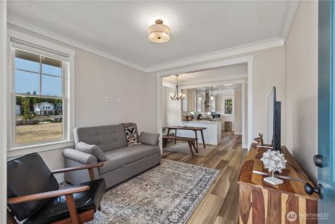 24 Switchback Lane Pacific Beach WA 98571