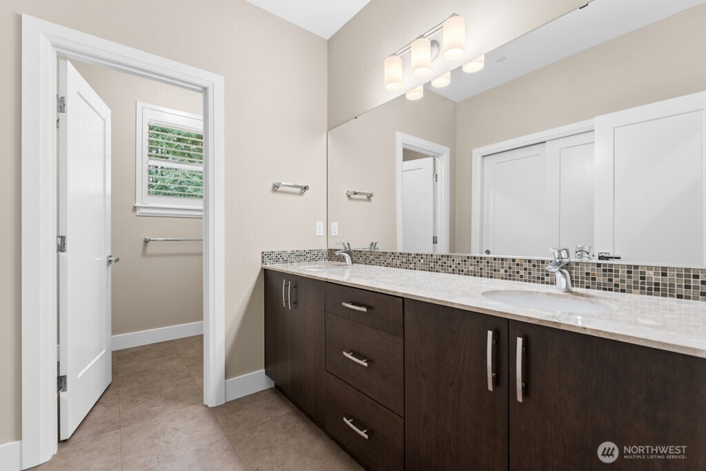6578 Serenity Loop Gig Harbor WA 98335