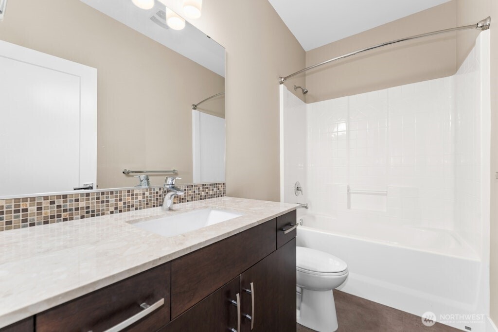 6578 Serenity Loop Gig Harbor WA 98335