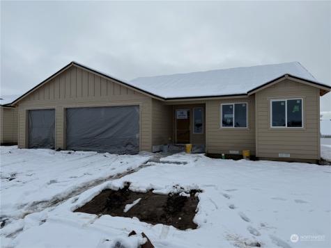 2366 SE Noah Street East Wenatchee WA 98802