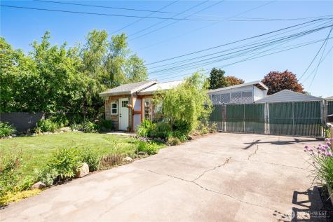 1022 22nd Avenue Longview WA 98632